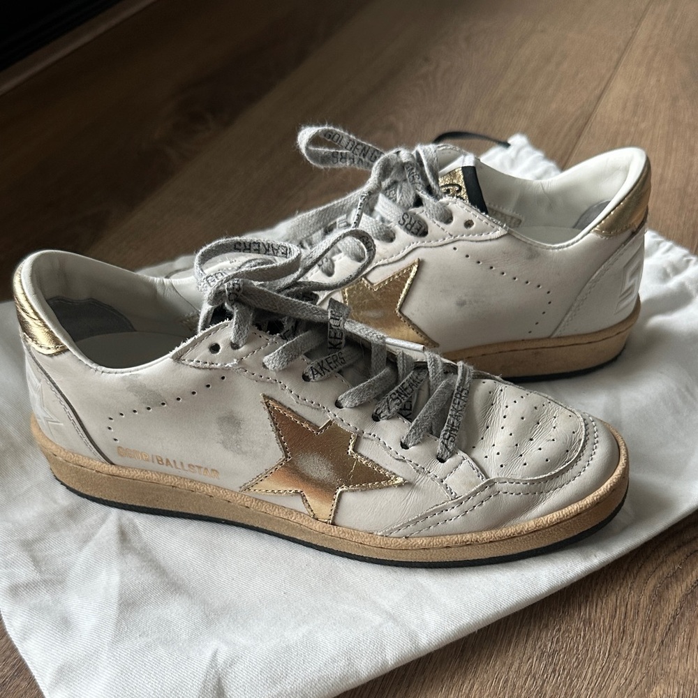 Golden Goose White Sneakers with Gold Star